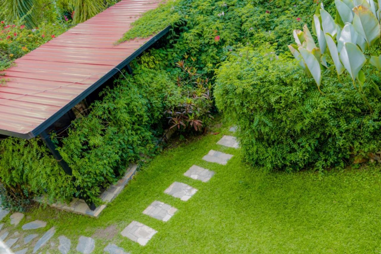 Select Boutique Hotel Kigali Eksteriør billede